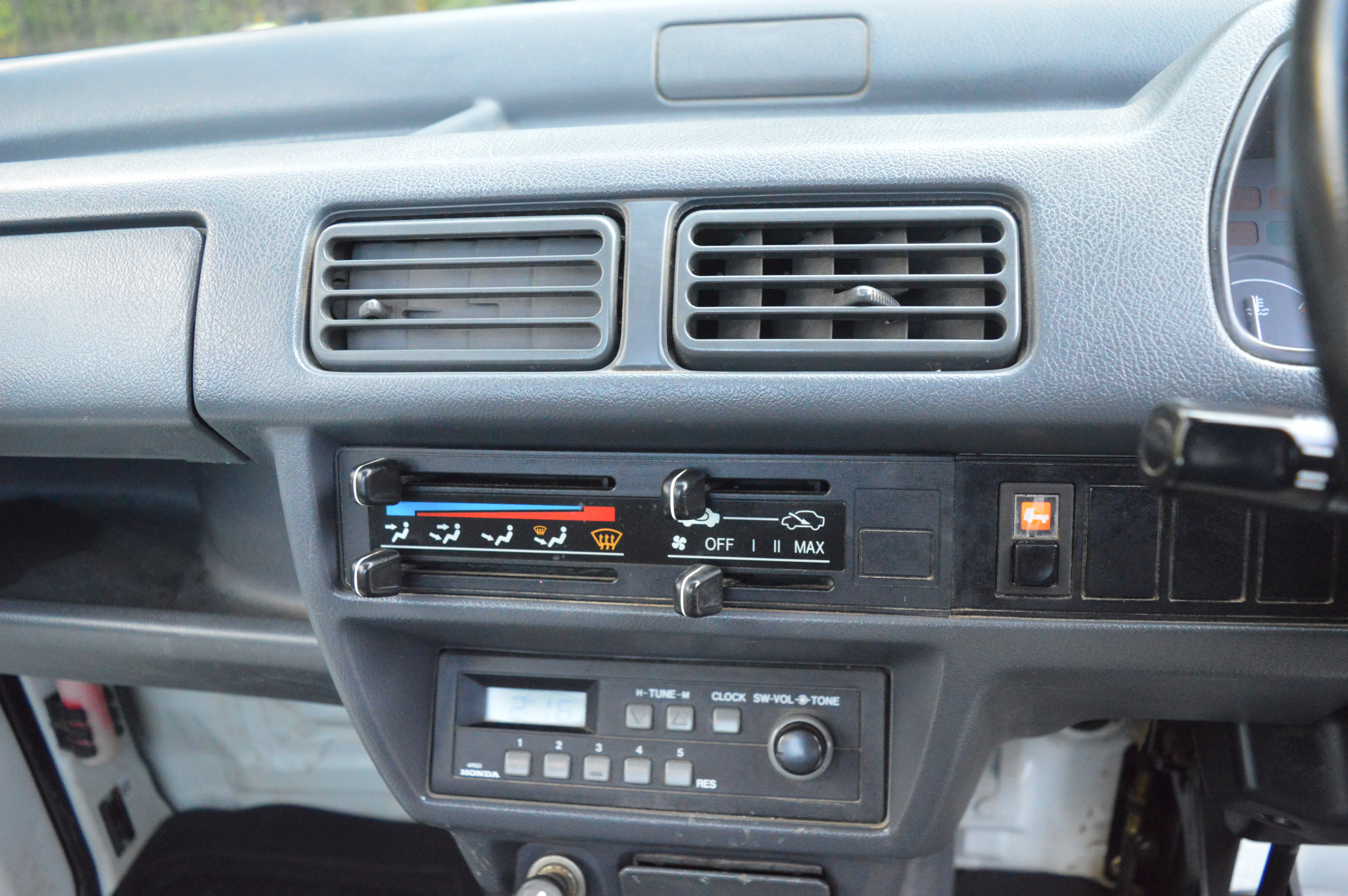 1998 Honda Acty SDX 4WD - Image 14