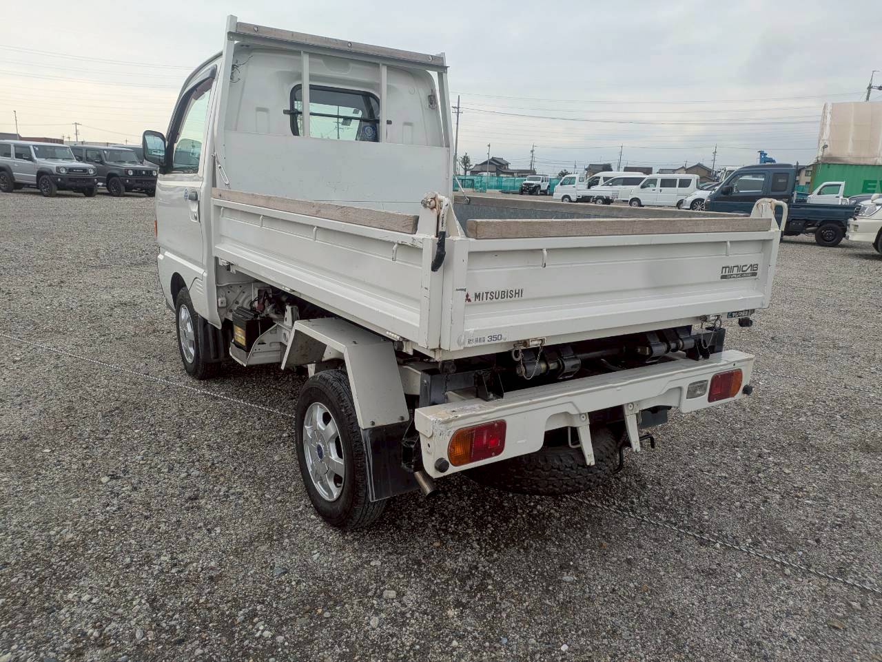 1998 Mitsubishi Minicab Scissor Lift Dump 4WD - Image 5