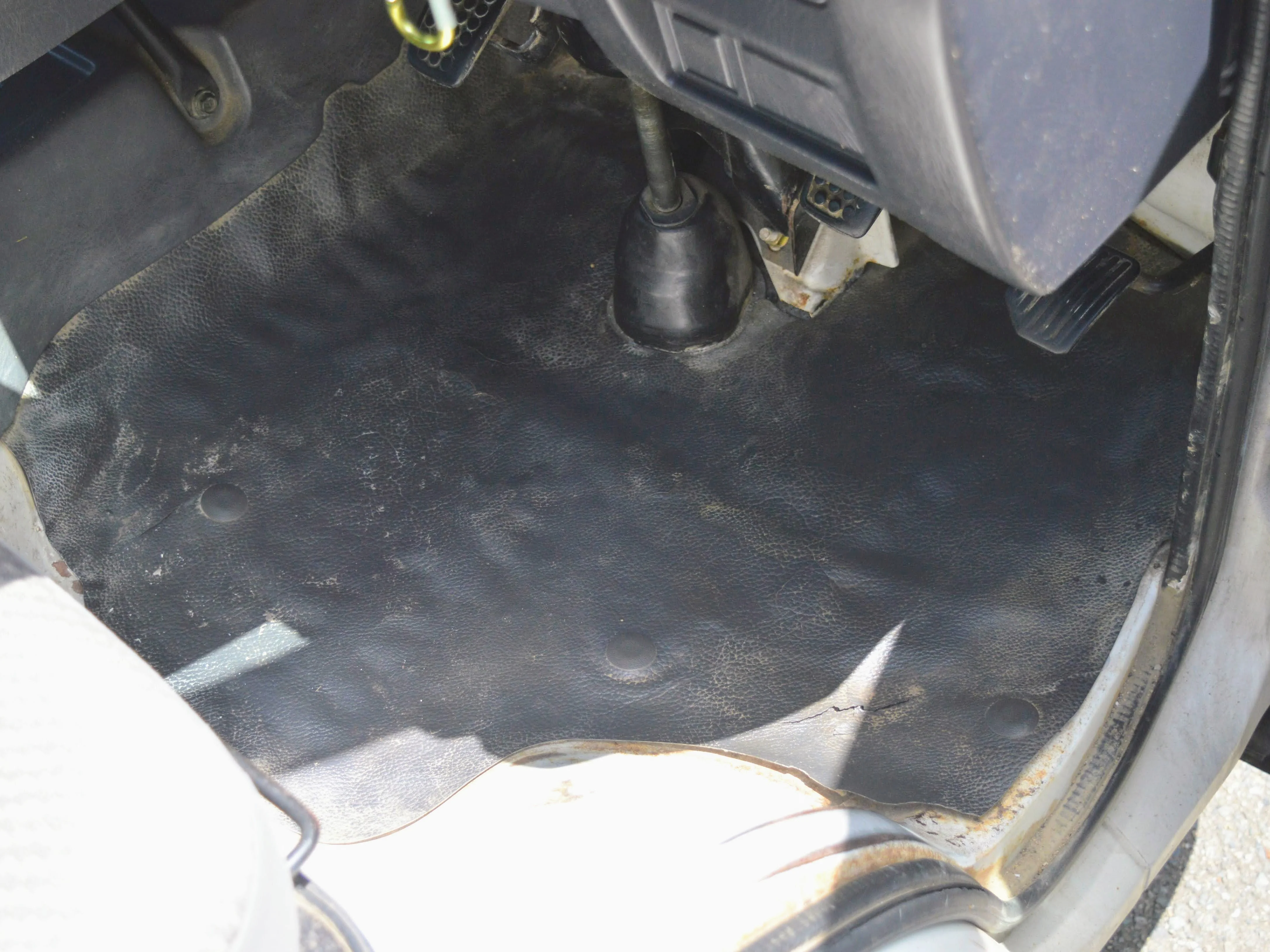 2000 Daihatsu Hijet 4WD - Image 27