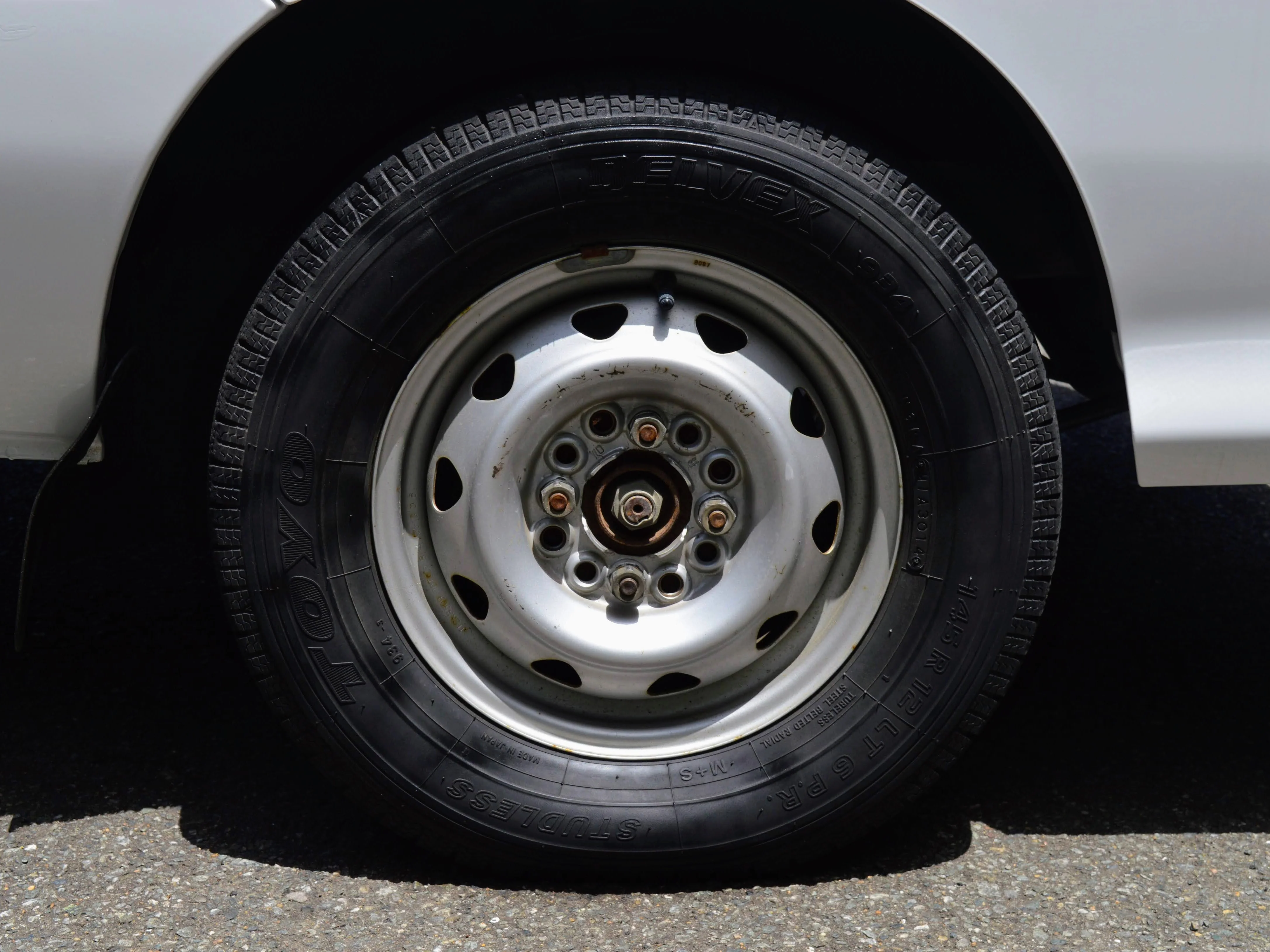 2000 Daihatsu Hijet 4WD - Image 38