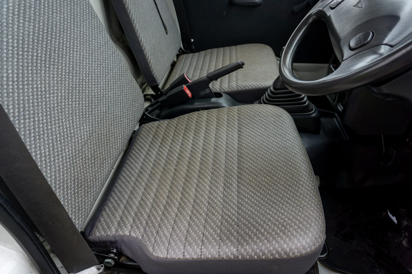 1999 Daihatsu Hijet 4WD - Image 18