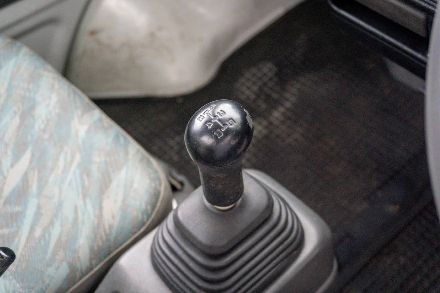 1999 Suzuki Carry 4WD - Image 13