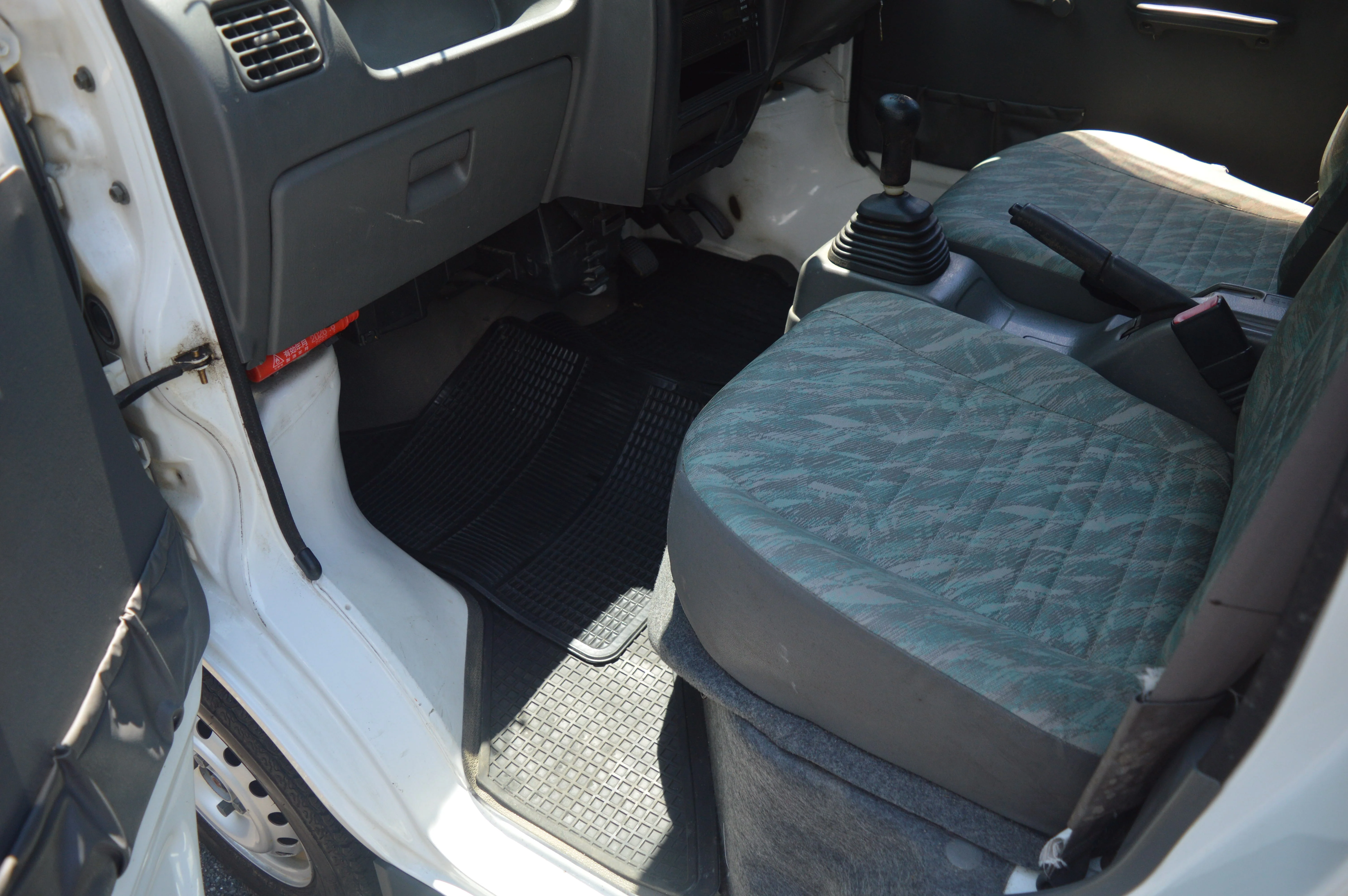 2000 Suzuki Carry 4WD - Image 14