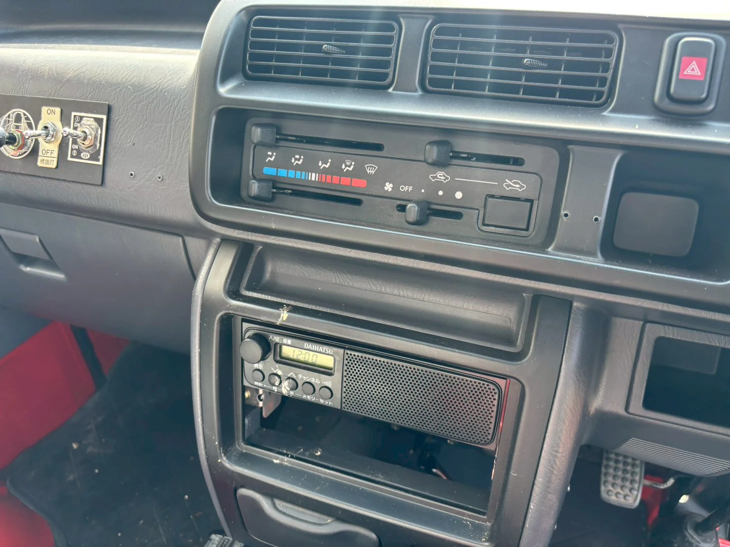 2001 Daihatsu Hijet Firetruck 4WD - Image 21
