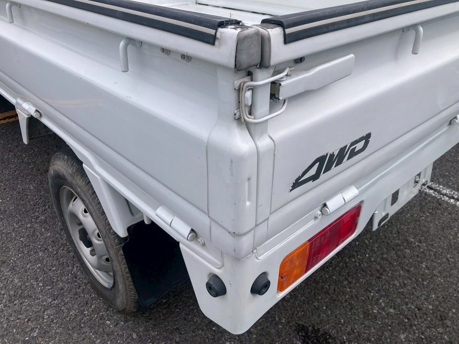 2001 Suzuki Carry 4WD - Image 13