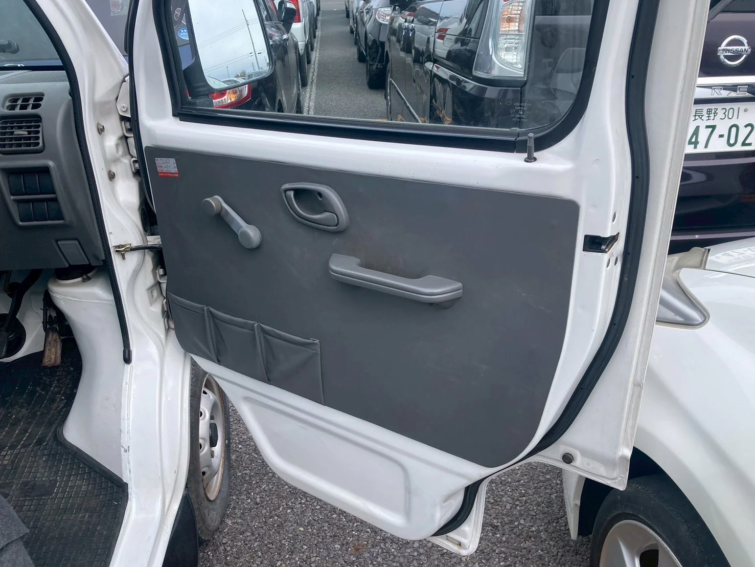 2001 Suzuki Carry 4WD - Image 17