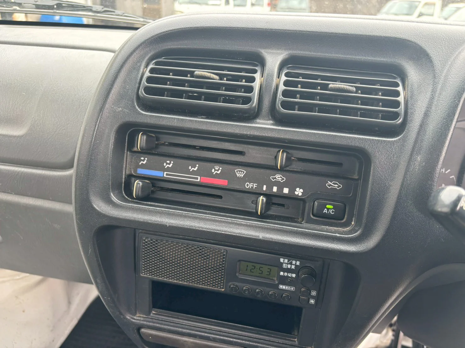 2001 Suzuki Carry KU 4WD - Image 37